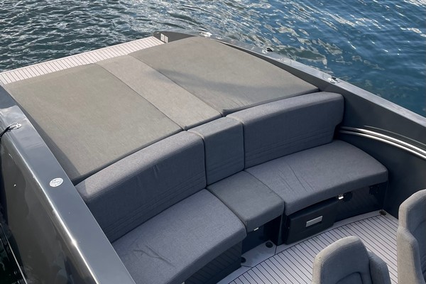 Verdeblu Boat Rental - Frauscher 1017 lido | Noleggio motoscafo sul Lago di Garda