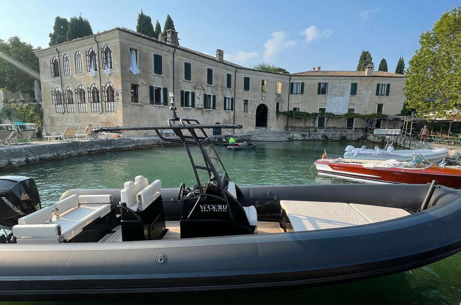 Verdeblu Boat Rental - Sea Water Phantom 260 | Noleggio gommone sul Lago di Garda